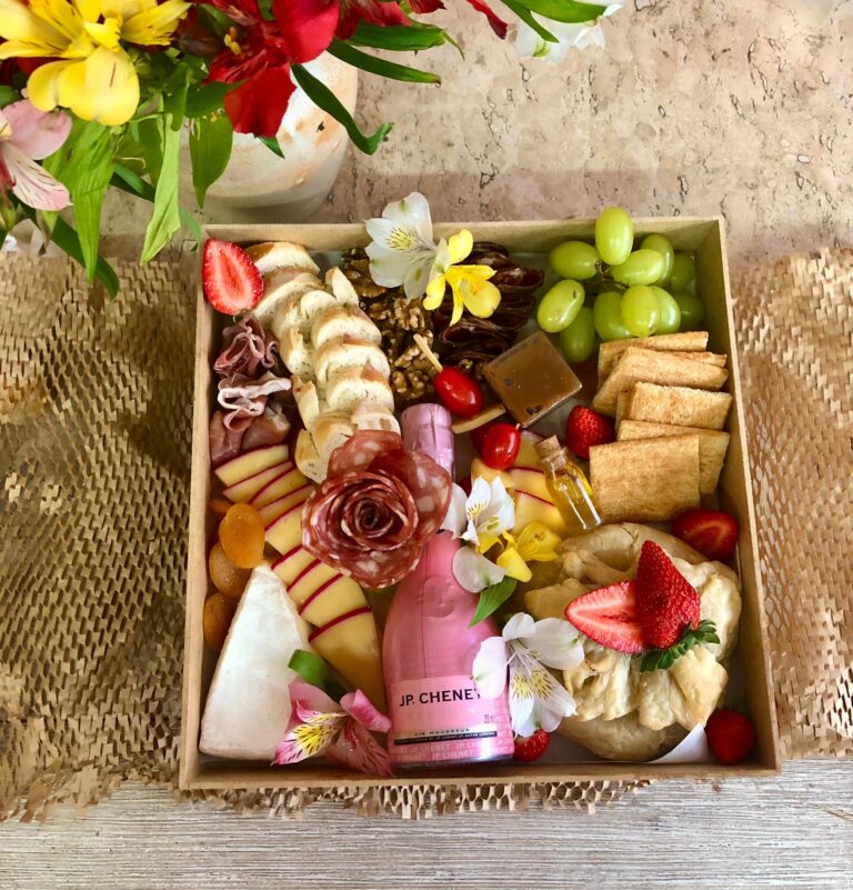 WhatsApp Image 2023 02 14 at 15.24.58 1 768x801